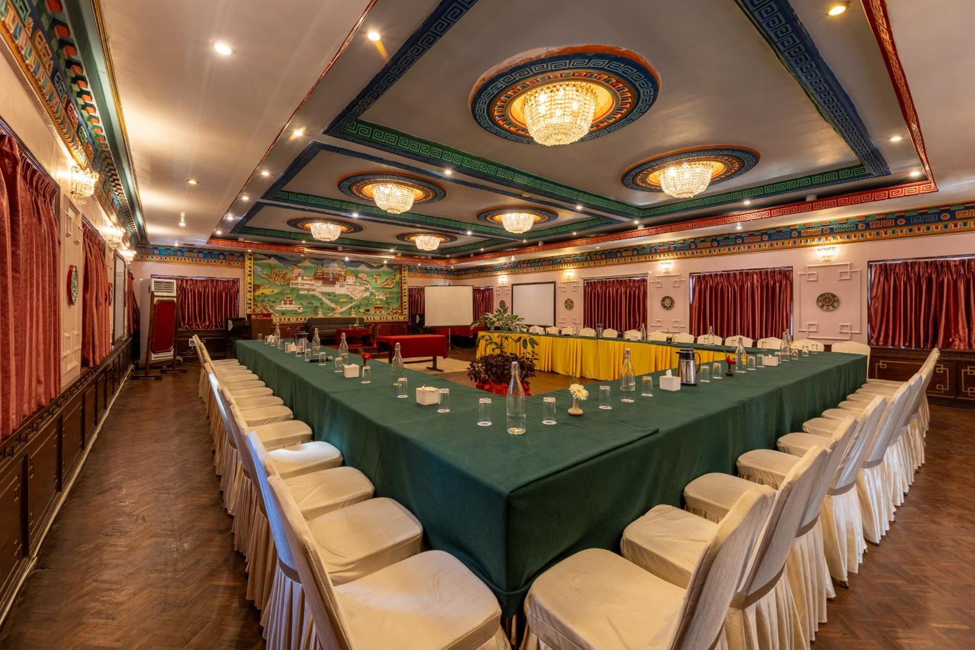 Hotel Marshyangdi Katmandu Kültér fotó