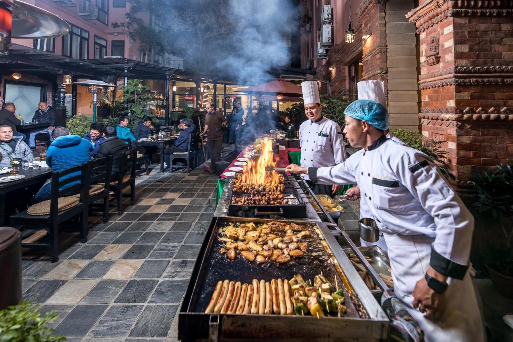 Hotel Marshyangdi Katmandu Kültér fotó